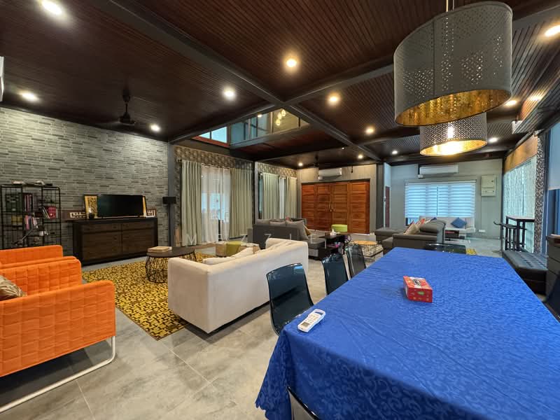 Bungalow for Sale in Hulu Langat (Selangor) - Mezzie . - Living Room - PropertyGuru.com.my