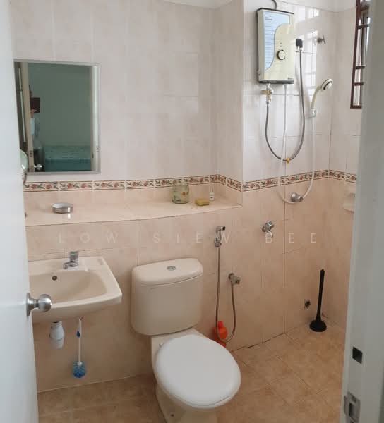 Pinggiran USJ 3 untuk Untuk Dijual - RM 700,000, Mac 2026 - Bathroom - PropertyGuru.com.my