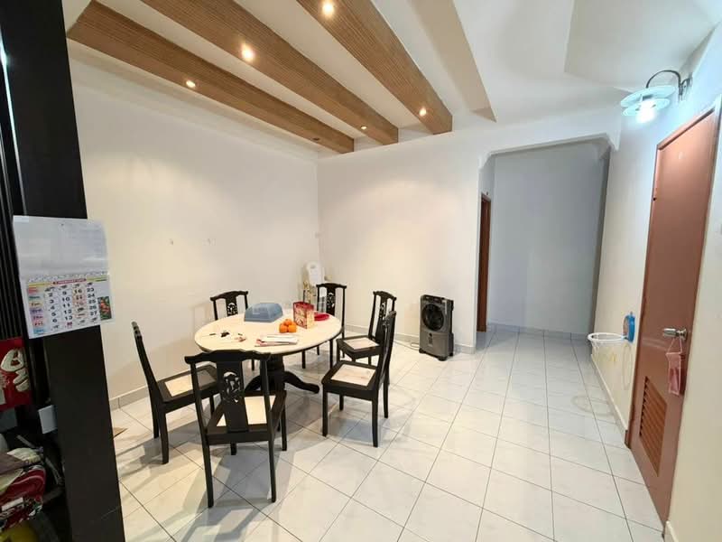 2-storey Terraced House for Sale in Taman Seri Orkid (Skudai) - Eve Hui - Dining Room - PropertyGuru.com.my