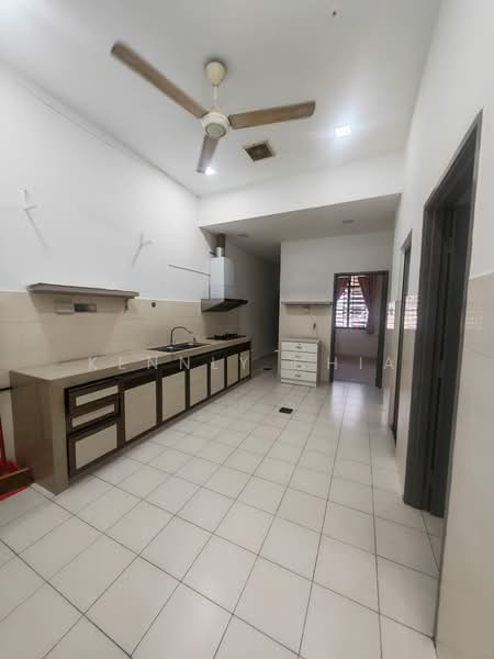 1-storey Terraced House for Rent in Skudai (Johor) - Kennly Chia - Kitchen - PropertyGuru.com.my