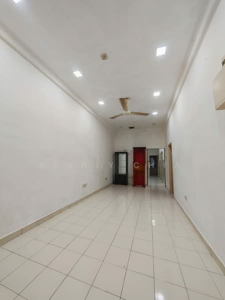 1-storey Terraced House for Rent in Skudai (Johor) - Kennly Chia - Living Room - PropertyGuru.com.my