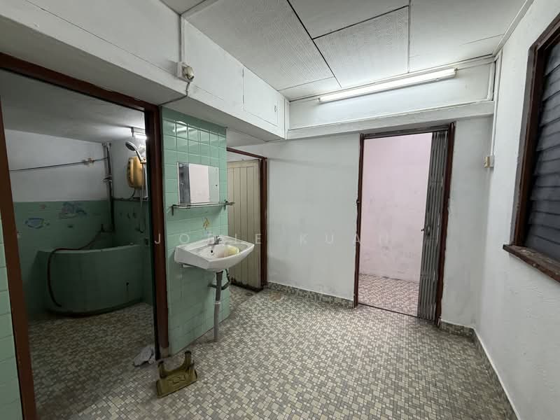 1-storey Terraced House for Sale in Taman Star (Ipoh) - Jodie Kuan - Bathroom - PropertyGuru.com.my