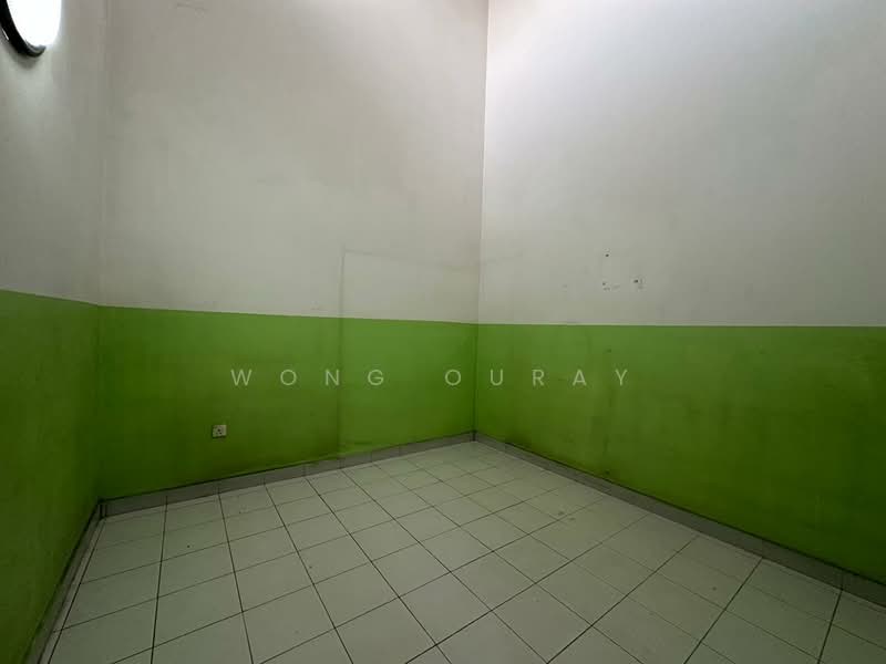 2-storey Terraced House for Sale in Taman Perling (Perling) - Wong Ouray - Interior - PropertyGuru.com.my