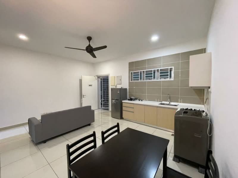 Apartment for Sale at Epic Residence - Derrick Chuah - Living Room - PropertyGuru.com.my