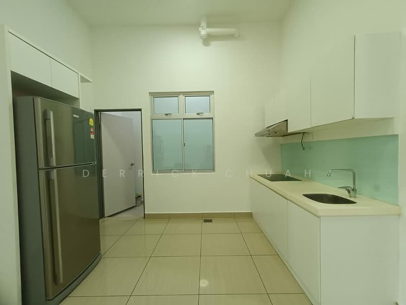 Service Residence for Sale at Manhattan - Derrick Chuah - Kitchen - PropertyGuru.com.my