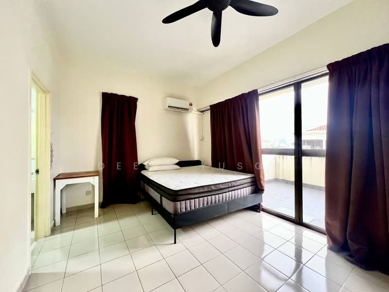 Tivoli Villas untuk Untuk Dijual - RM 800,000, Mac 2026 - Bedroom - PropertyGuru.com.my