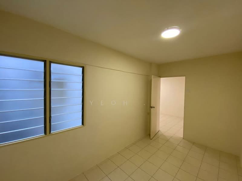 Flat for Sale at Desa Putra - Yeoh . - Interior - PropertyGuru.com.my