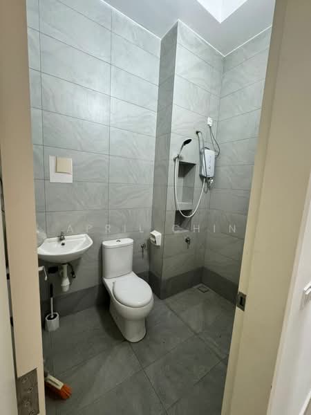 2-storey Terraced House for Rent in Iskandar Puteri (Nusajaya) (Johor) - April Chin - Bathroom - PropertyGuru.com.my
