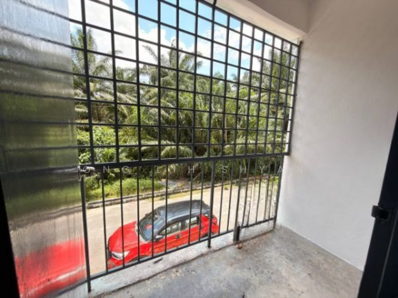 2-storey Terraced House for Sale in Taman Sri Api-Api (Ayer Baloi) - Ong Lih Shyan - Balcony - PropertyGuru.com.my