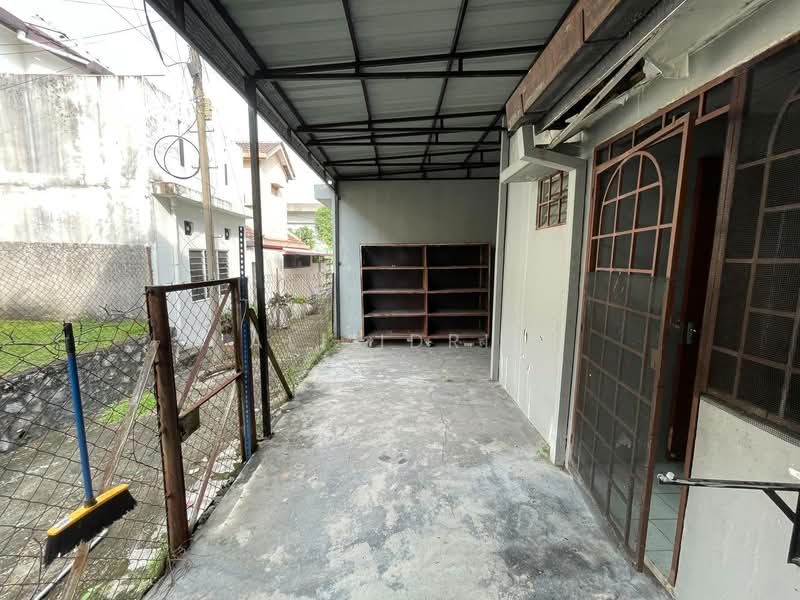 2-storey Terraced House for Sale in Usj 9 (Subang Jaya) - Ali Idris - Exterior - PropertyGuru.com.my