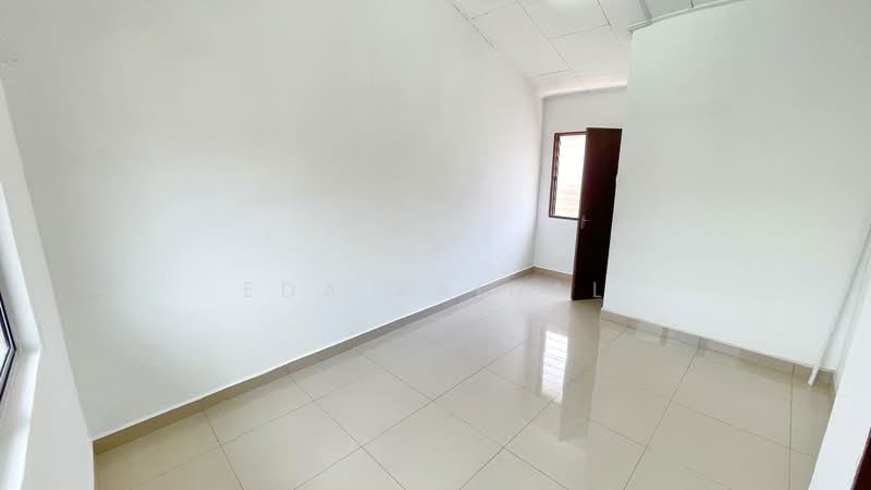 2.5-storey Terraced House for Sale in Segambut (Kuala Lumpur) - Eda Zainal - PropertyGuru.com.my