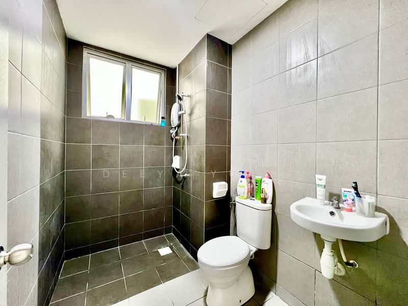 Vista Hijauan untuk Untuk Dijual - RM 359,000, Mac 2026 - Bathroom - PropertyGuru.com.my