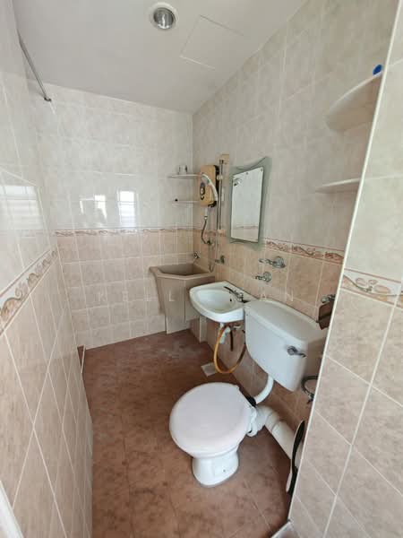 Apartment for Rent at Gambier Heights - Kelly Tan - Bathroom - PropertyGuru.com.my