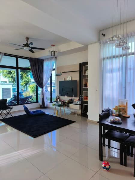 Cluster House for Sale in Taman Kota Masai (Pasir Gudang) - Derrick Chuah - Living Room - PropertyGuru.com.my