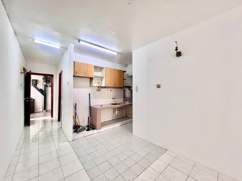 Apartment for Sale at Apartment Harmoni - Deeya Yusof - Kitchen - PropertyGuru.com.my