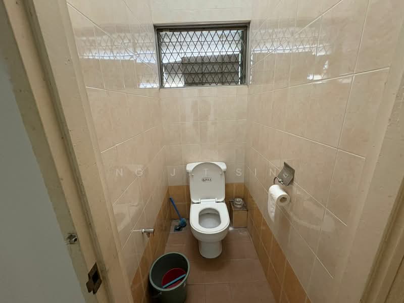 Shop / Office for Rent in George Town (Penang) - Ng Jit Sin - Bathroom - PropertyGuru.com.my