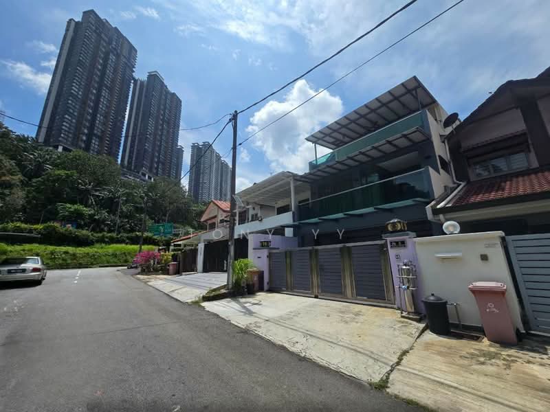 2.5-storey Terraced House for Sale in Bandar Sri Damansara (Selangor) - Tony YY - Exterior - PropertyGuru.com.my