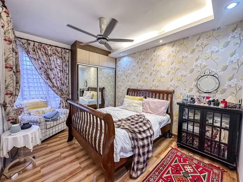 Condominium for Sale at Laman Tasik - Ahmad Ikhwan Arif - Bedroom - PropertyGuru.com.my