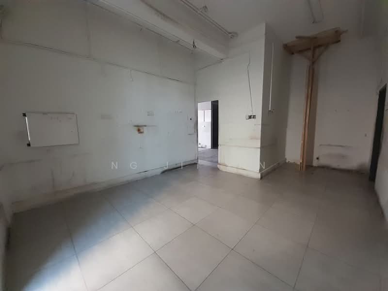Shop / Office for Rent in Raja Uda (Butterworth) - Ng Jit Sin - Interior - PropertyGuru.com.my