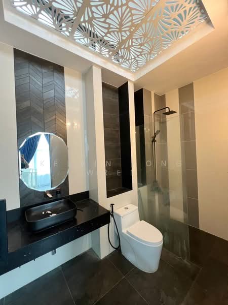 Semi-Detached House for Sale in Setia Tropika (Johor Bahru) - Kelvin Kong Wren - Bathroom - PropertyGuru.com.my