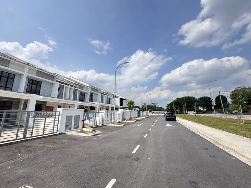 2-storey Terraced House for Sale in Bandar Baru Permas Jaya (Permas Jaya) - Jong Chen - Exterior - PropertyGuru.com.my