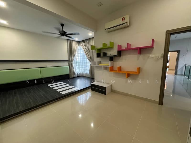 Cluster House for Sale in Ulu Tiram (Johor) - Kelvin Kong Wren - Bedroom - PropertyGuru.com.my