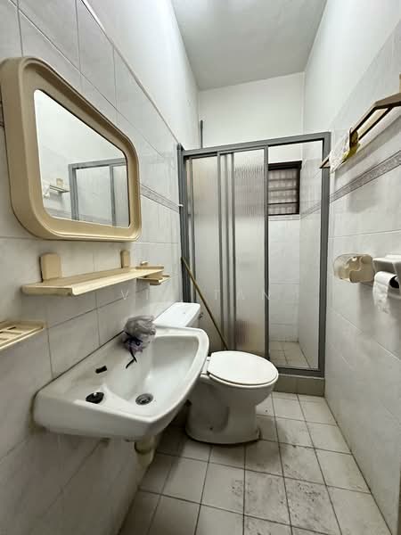 2-storey Terraced House for Sale in Taman Cantik (Cheras) - Vic Tan - Bathroom - PropertyGuru.com.my