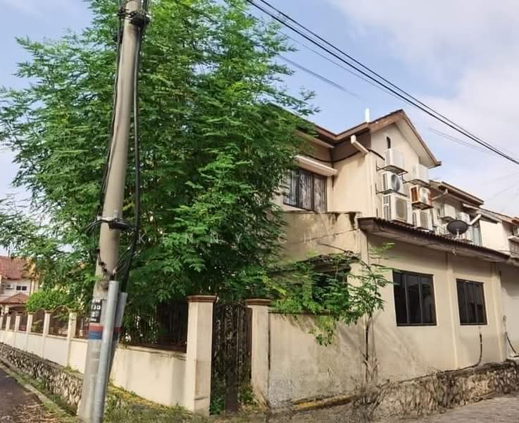 2-storey Terraced House for Sale in Putra Heights (Subang Jaya) - Kenny Choo - Exterior - PropertyGuru.com.my