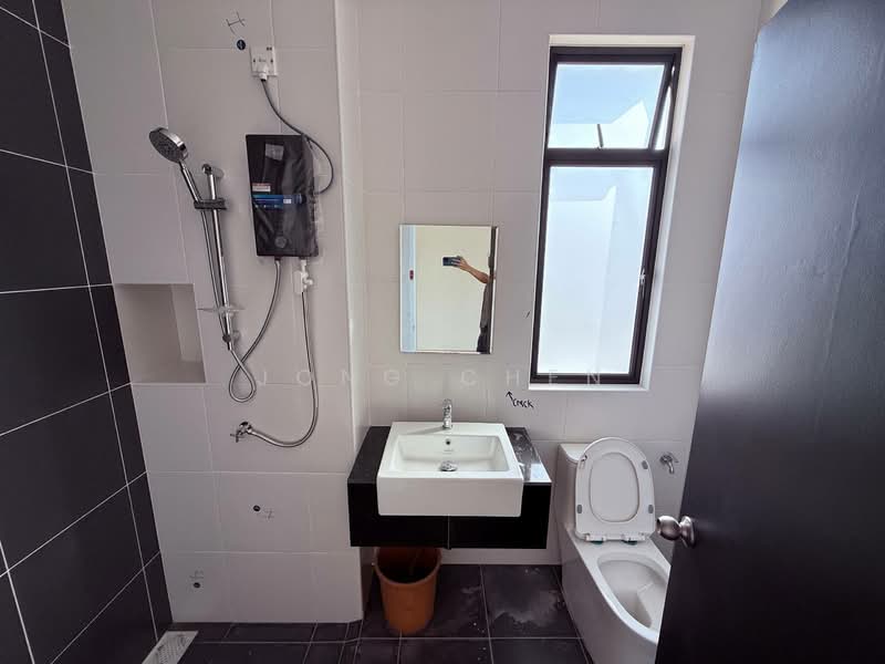 Cluster House for Rent in Eco Botanic (Iskandar Puteri (Nusajaya)) - Jong Chen - Bathroom - PropertyGuru.com.my