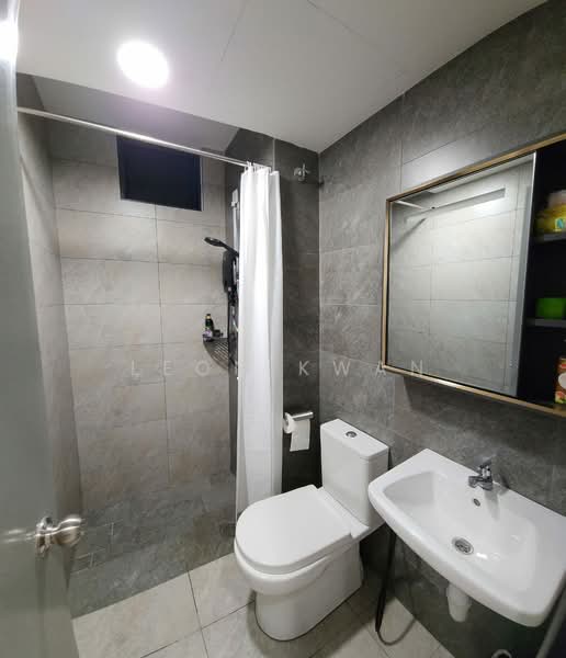 Service Residence for Rent at Traders Park - Leon Kwan - Bathroom - PropertyGuru.com.my