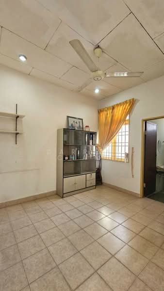 Taman Seri Janggus untuk Untuk Dijual - RM 425,000, Mac 2026 - Living Room - PropertyGuru.com.my