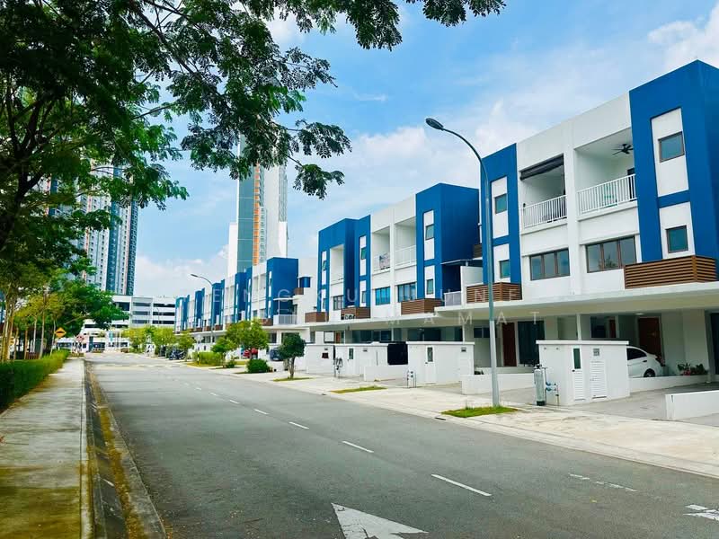 Condominium for Sale at Ayden Townhouse Warisan Puteri - Tengku June Tengku Mamat - PropertyGuru.com.my