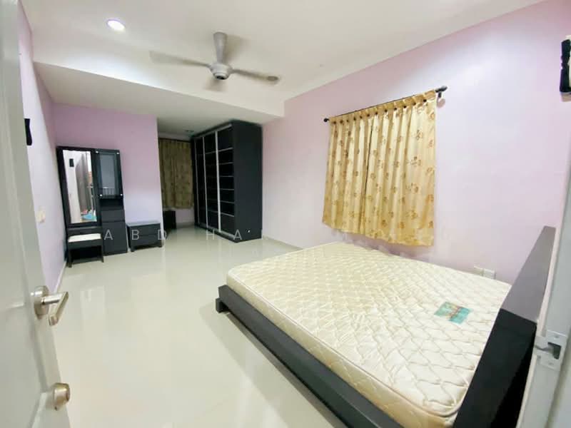 2-storey Terraced House for Sale in Kota Tinggi (Johor) - Abd Hakeem Abd Jalil - Bedroom - PropertyGuru.com.my
