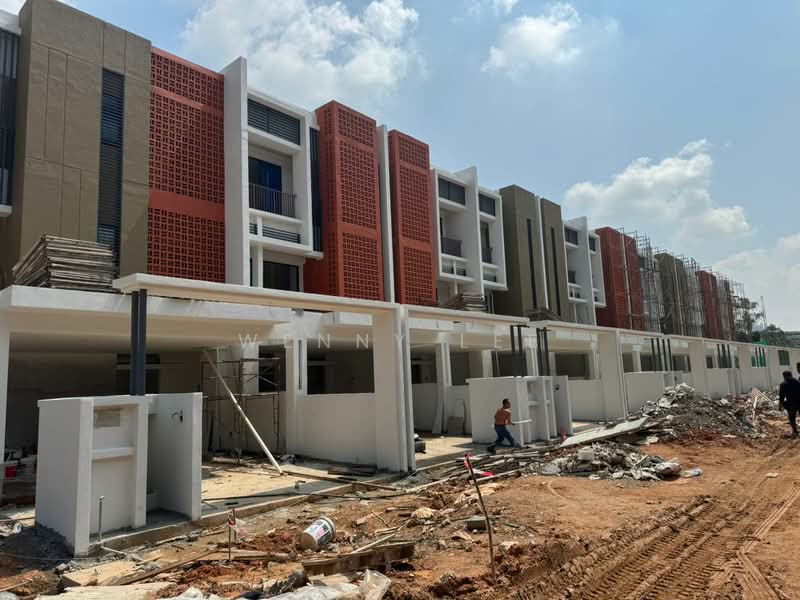 Rumah Teres untuk Dijual di Happy Garden (Kuchai Lama) - Wenny Lee - Exterior - PropertyGuru.com.my