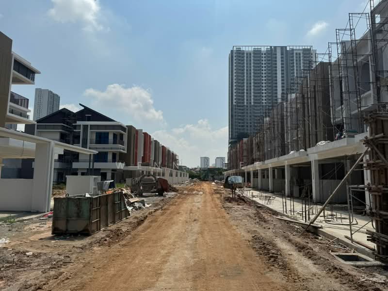 Rumah Teres untuk Dijual di Happy Garden (Kuchai Lama) - Wenny Lee - Exterior - PropertyGuru.com.my