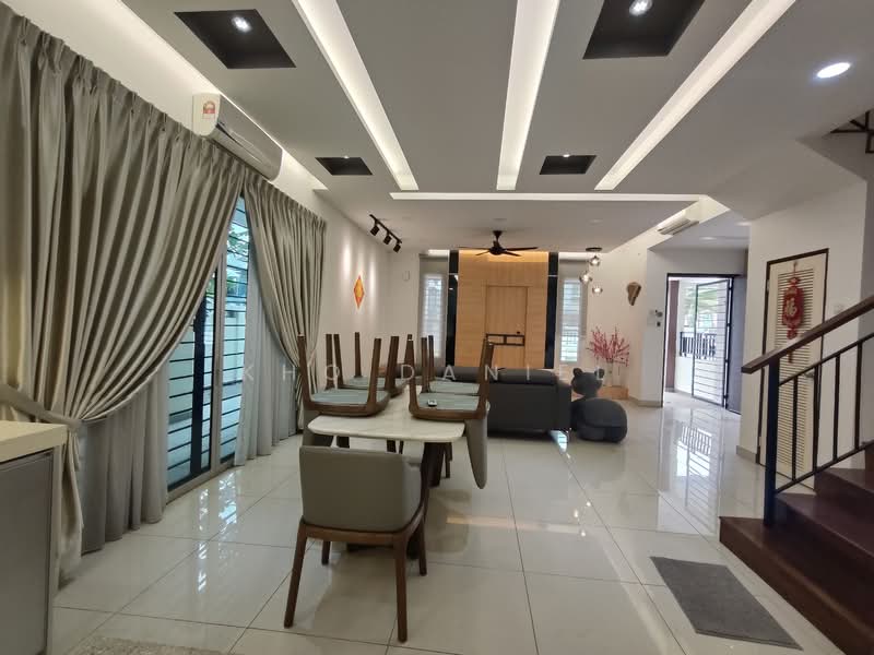 Cluster House for Sale in Bandar Parklands (Klang) - Kho Daniel - Dining Room - PropertyGuru.com.my