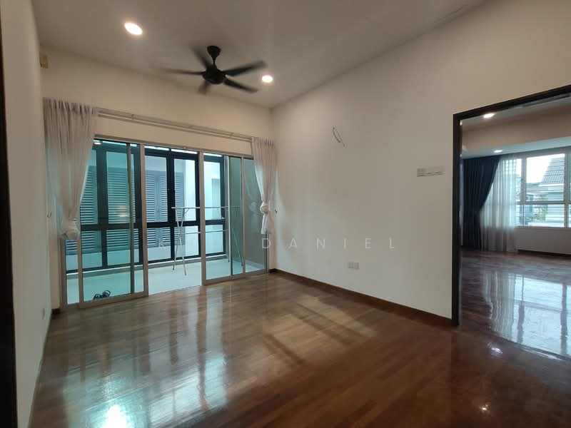 Cluster House for Sale in Bandar Parklands (Klang) - Kho Daniel - Living Room - PropertyGuru.com.my