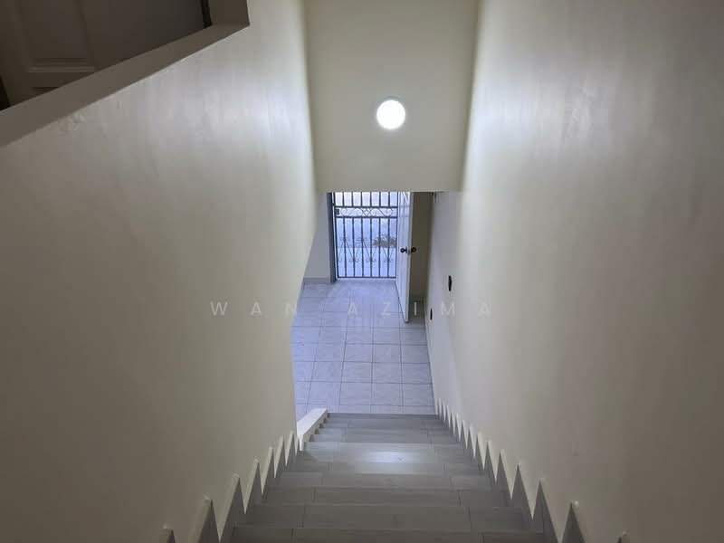 Taman Sri Muda untuk Untuk Disewa - RM 1,300 /bulan, Mac 2026 - Entrance - PropertyGuru.com.my