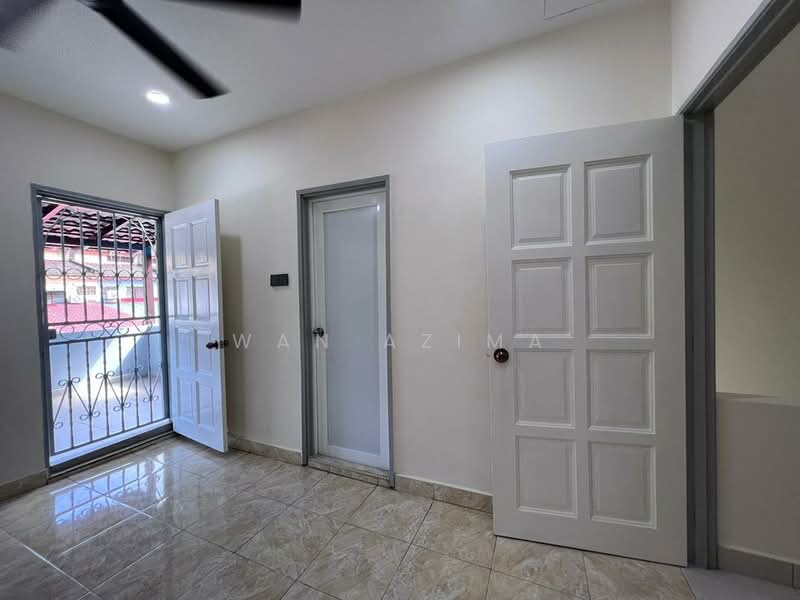 Taman Sri Muda untuk Untuk Disewa - RM 1,300 /bulan, Mac 2026 - Interior - PropertyGuru.com.my