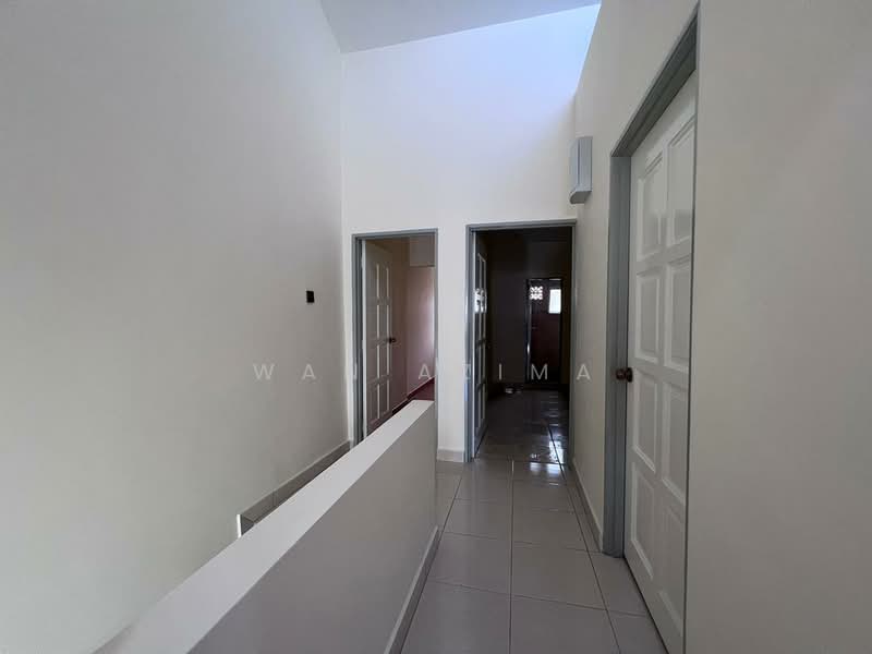 Taman Sri Muda untuk Untuk Disewa - RM 1,300 /bulan, Mac 2026 - Corridor - PropertyGuru.com.my