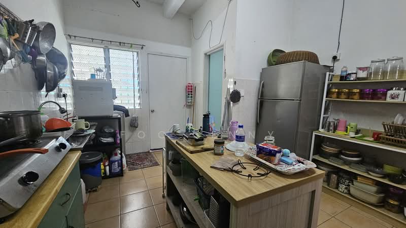 2-storey Terraced House for Sale in Shah Alam (Selangor) - Foo Jenny - Kitchen - PropertyGuru.com.my