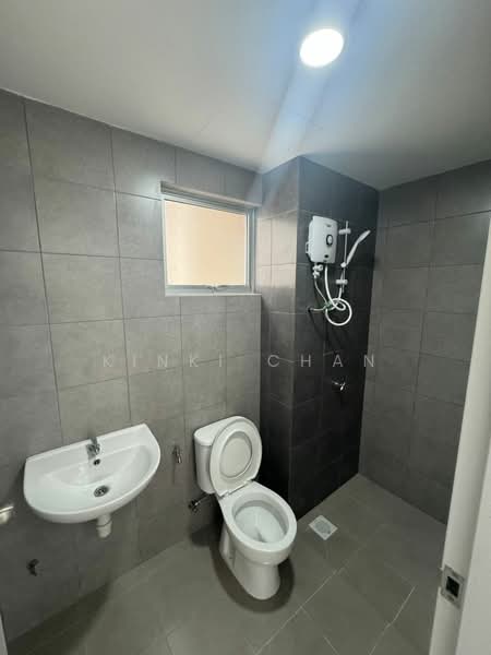 Residensi Sateria untuk Untuk Disewa - RM 1,700 /bulan, Mac 2026 - Bathroom - PropertyGuru.com.my