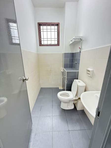 Double storey house for sale at Bukit indah untuk Untuk Dijual - RM 810,000, Apr 2026 - PropertyGuru.com.my