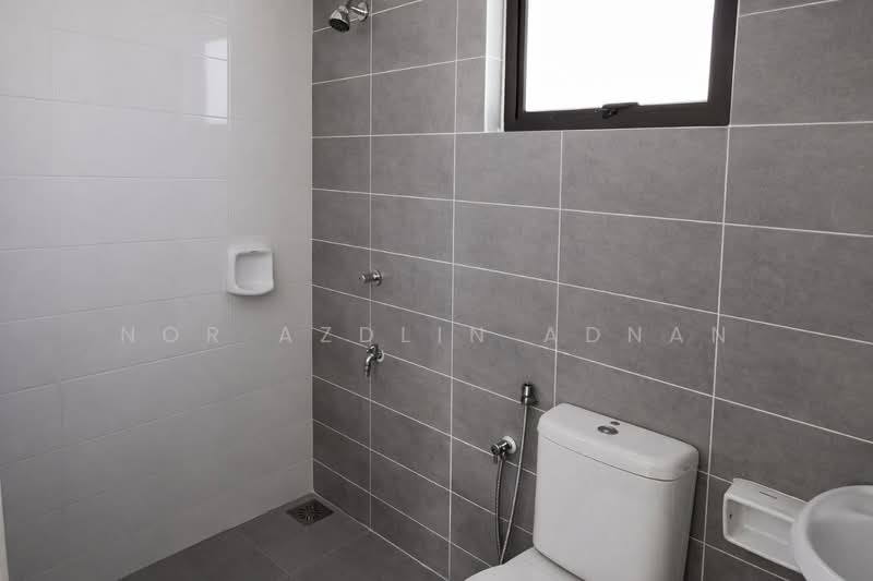 2-storey Terraced House for Sale in Semenyih (Selangor) - Nor Azdlin Adnan - Bathroom - PropertyGuru.com.my