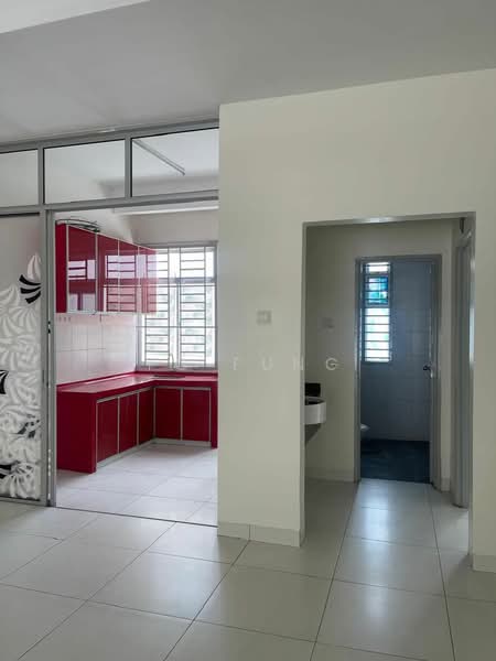 2-storey Terraced House for Rent in Taman Pelangi Indah (Ulu Tiram) - YC Fung - Kitchen - PropertyGuru.com.my