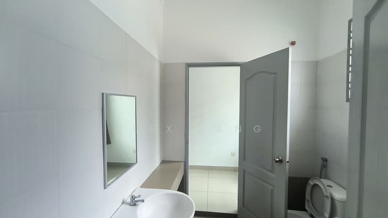 2-storey Terraced House for Rent in Kulai (Johor) - Alex Pang - Bathroom - PropertyGuru.com.my