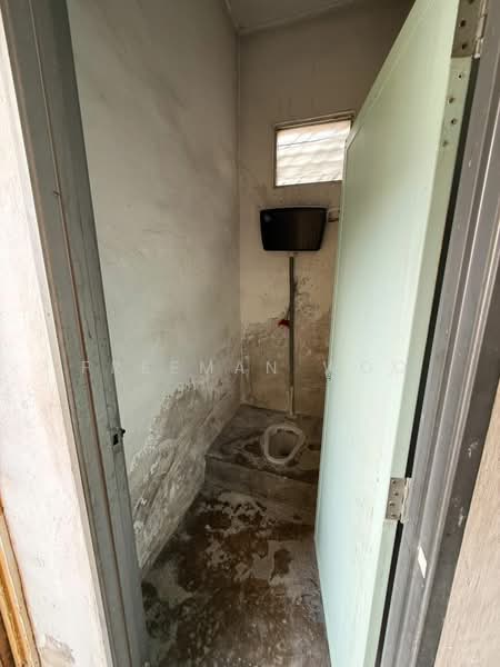 Bandar Kinrara Seksyen 1 untuk Untuk Dijual - RM 380,000, Mac 2026 - Bathroom - PropertyGuru.com.my