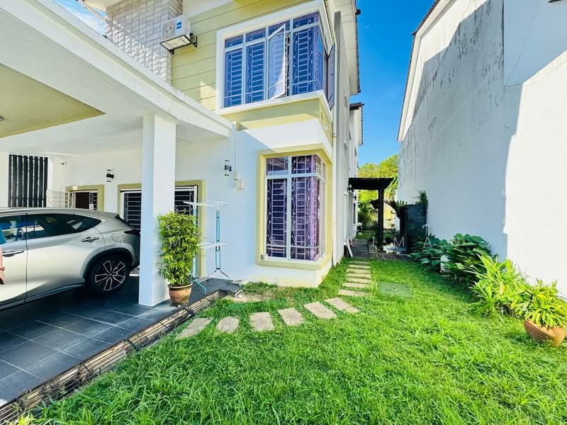 Bungalow for Sale in Bandar Nusa Rhu (Shah Alam) - Yasmin Sulaiman - Exterior - PropertyGuru.com.my