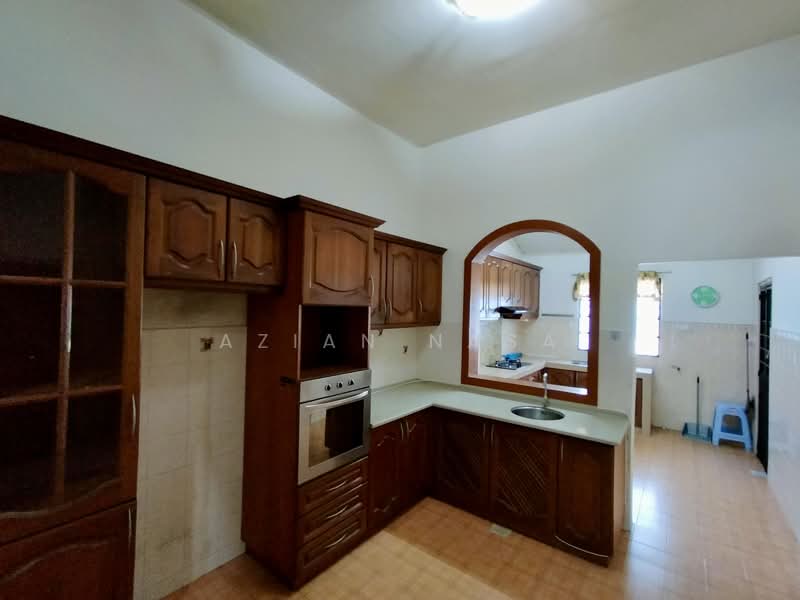 Damansara Emas untuk Untuk Dijual - RM 950,000, Mac 2026 - Kitchen - PropertyGuru.com.my