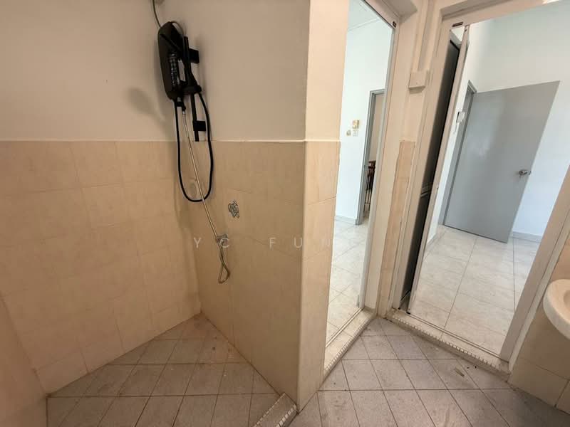 Taman Nusa Bestari untuk Untuk Disewa - RM 2,700 /bulan, Mac 2026 - Bathroom - PropertyGuru.com.my